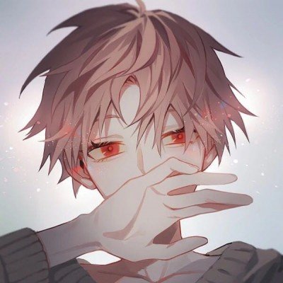 男子云南泼水节洗头被群攻